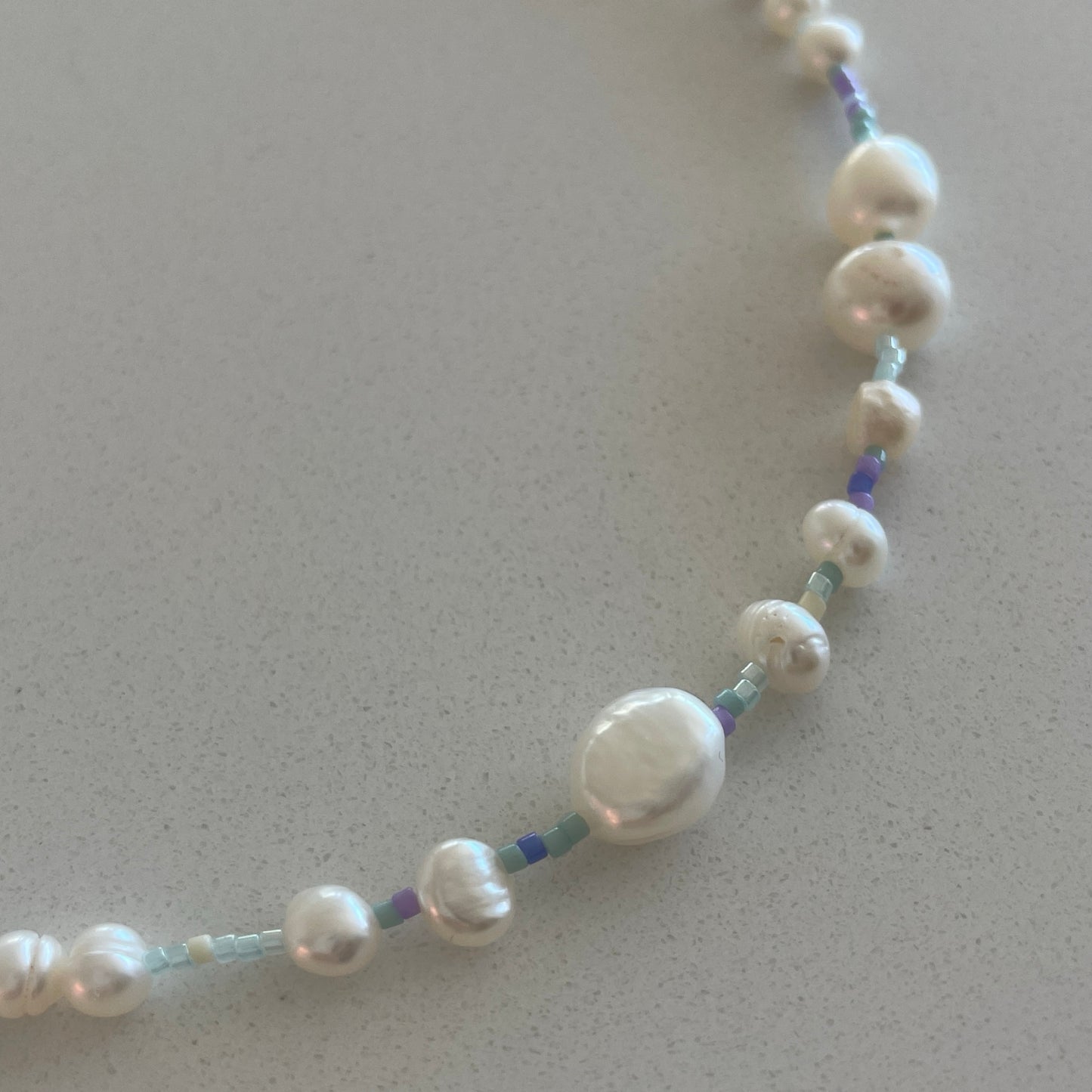 Everybody's Pearls In Colours