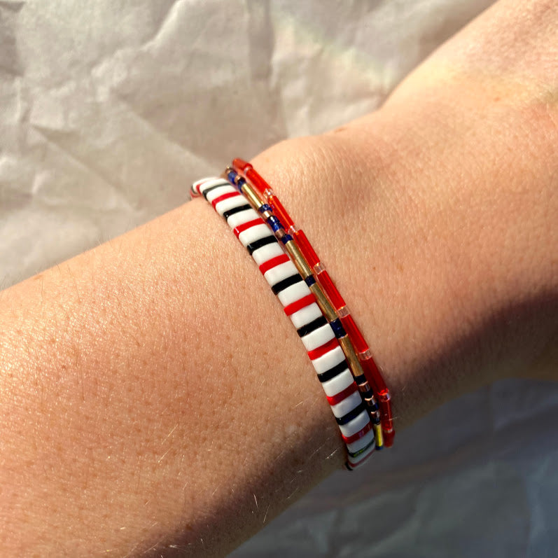 Luce Strand Bracelet in Red