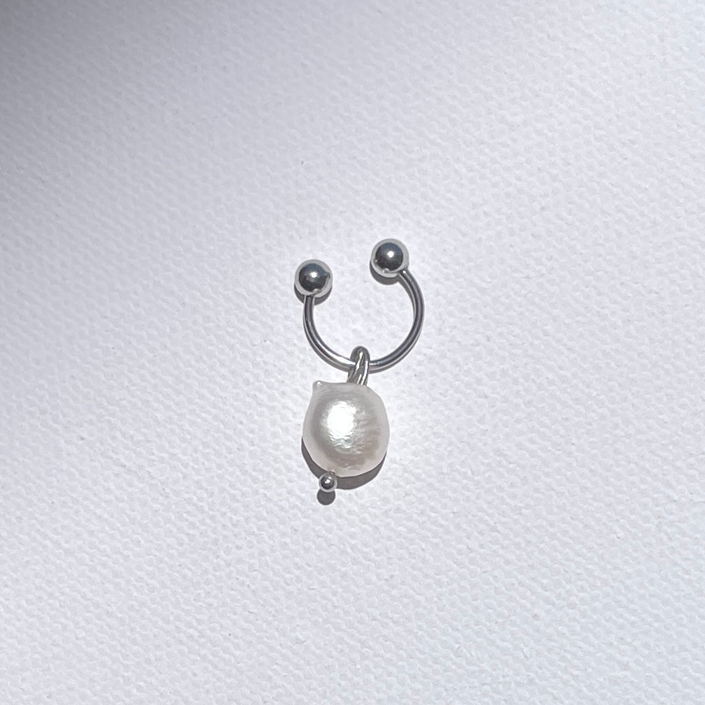 Radical Simplicity Pearl Earring